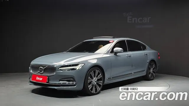 VOLVO S90 2023 — 33 535 км, серебристо-серый, Корея — под ключ — фото 1