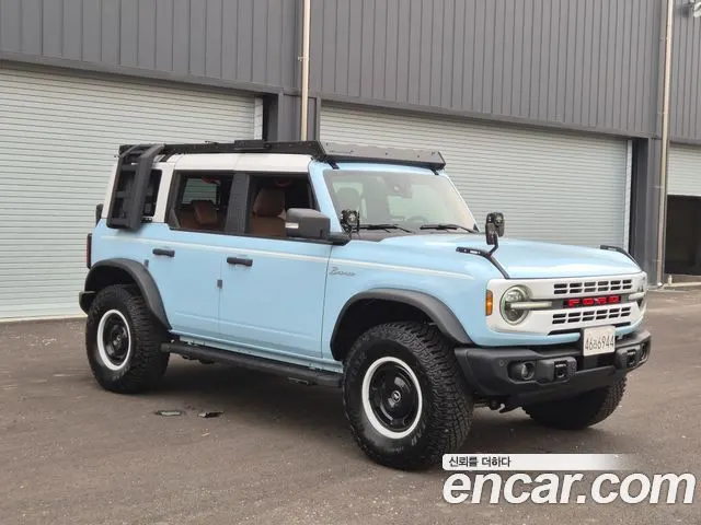 FORD BRONCO 2023