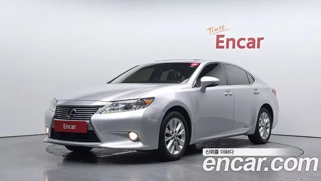 LEXUS ES300H — из Кореи под ключ