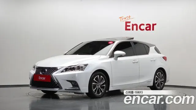 LEXUS CT200H — из Кореи под ключ