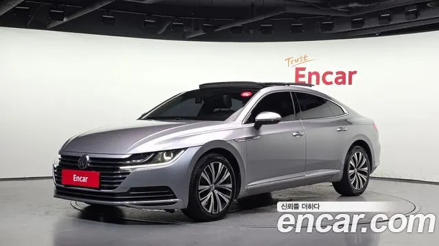 VOLKSWAGEN ARTEON 2019 — 158 865 км, серебристо-серый, Корея — под ключ — фото 1