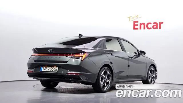 HYUNDAI AVANTE HYBRID — из Кореи под ключ