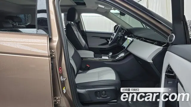 LAND ROVER RANGE ROVER EVOQUE 2025 — 12 714 км, светло-золотистый, Корея — под ключ — фото 11