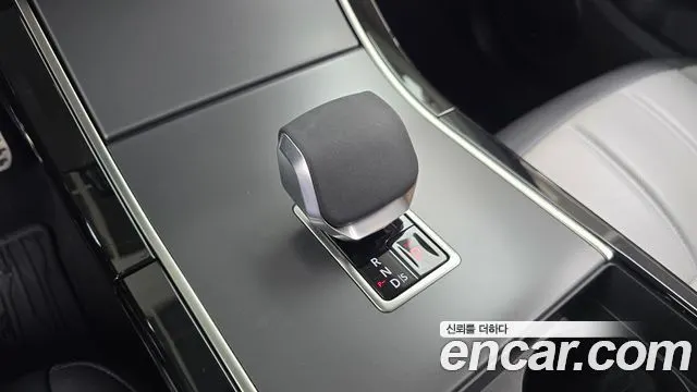LAND ROVER RANGE ROVER EVOQUE 2025 — 12 714 км, светло-золотистый, Корея — под ключ — фото 9