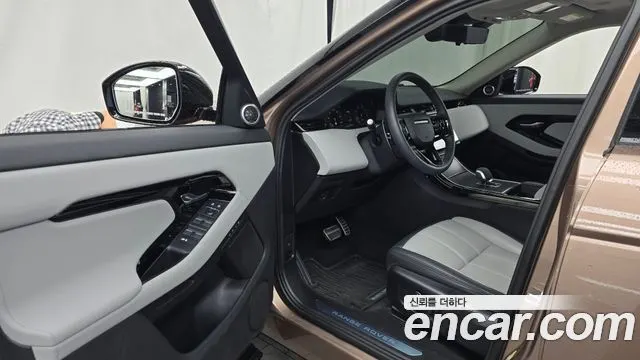 LAND ROVER RANGE ROVER EVOQUE 2025 — 12 714 км, светло-золотистый, Корея — под ключ — фото 10