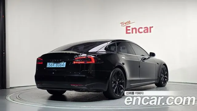 TESLA MODEL S 2017 — 142 384 км, чёрный, Корея — под ключ — фото 2