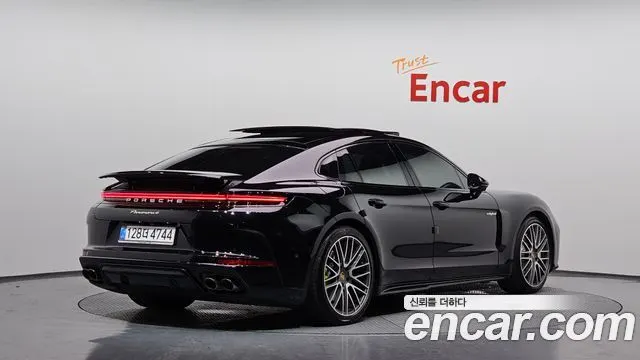 PORSCHE PANAMERA — из Кореи под ключ