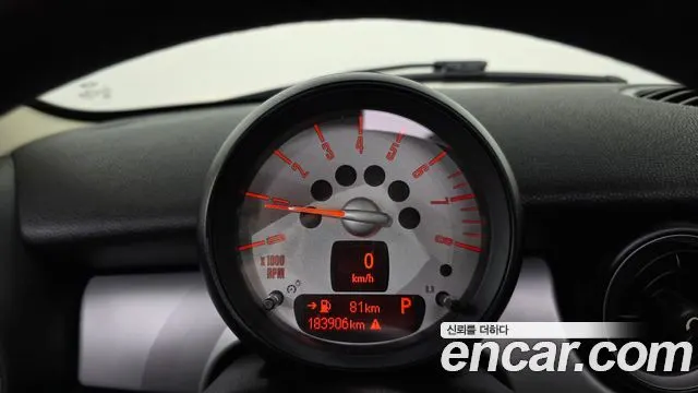MINI COOPER CLUBMAN 2013 — 183 906 км, тёмно-зелёный, Корея — под ключ — фото 8