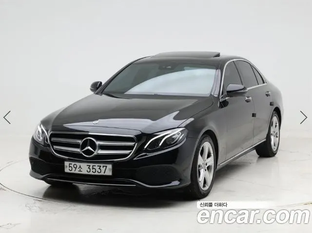 MERCEDES-BENZ E-CLASS W213 2018 — 176 232 км, чёрный, Корея — под ключ — фото 11