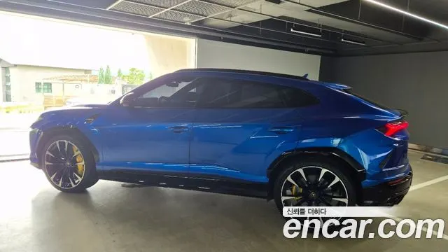 LAMBORGHINI URUS 2022 — 16 000 км, синий, Корея — под ключ — фото 2