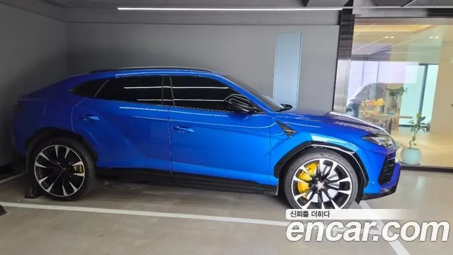 LAMBORGHINI URUS 2022 — 16 000 км, синий, Корея — под ключ — фото 3