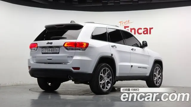 JEEP GRAND CHEROKEE — из Кореи под ключ