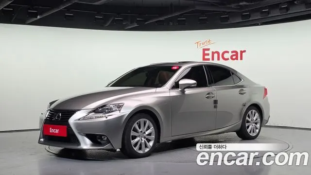 LEXUS IS200T — из Кореи под ключ