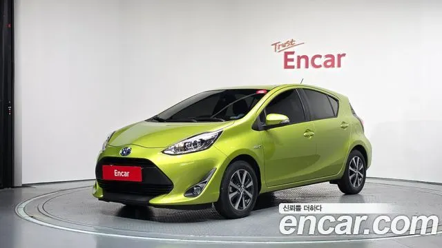 TOYOTA PRIUS C 2018
