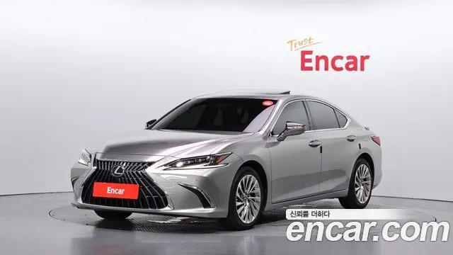 LEXUS ES300H — из Кореи под ключ