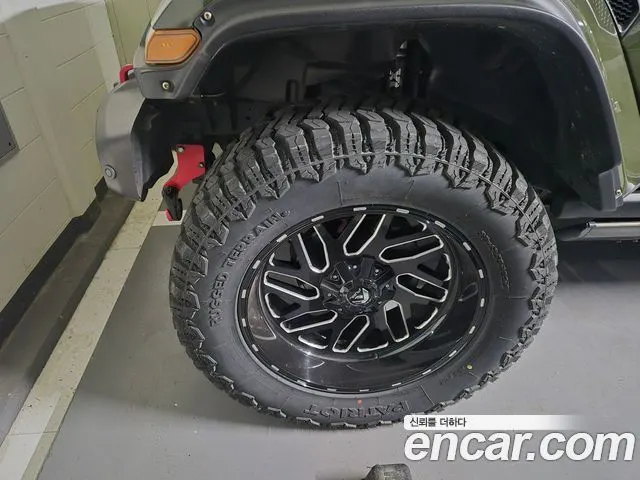 JEEP WRANGLER 2020 — 52 100 км, тёмно-зелёный, Корея — под ключ — фото 5