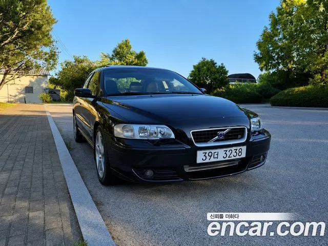 VOLVO S60 — из Кореи под ключ