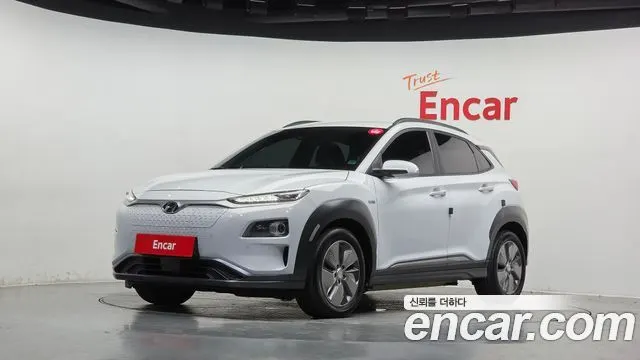 HYUNDAI KONA ELECTRIC 2019 — 174 548 км, белый, Корея — под ключ — фото 1