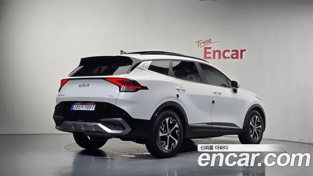 KIA SPORTAGE HYBRID 2022 — 80 170 км, белый, Корея — под ключ — фото 2