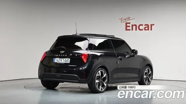 MINI COOPER S — из Кореи под ключ