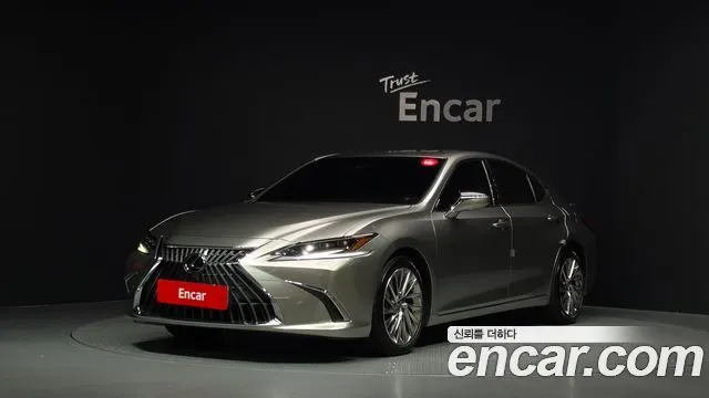 LEXUS ES300H — из Кореи под ключ