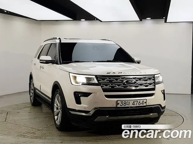 FORD EXPLORER 2018 — 127 239 км, белый, Корея — под ключ — фото 2