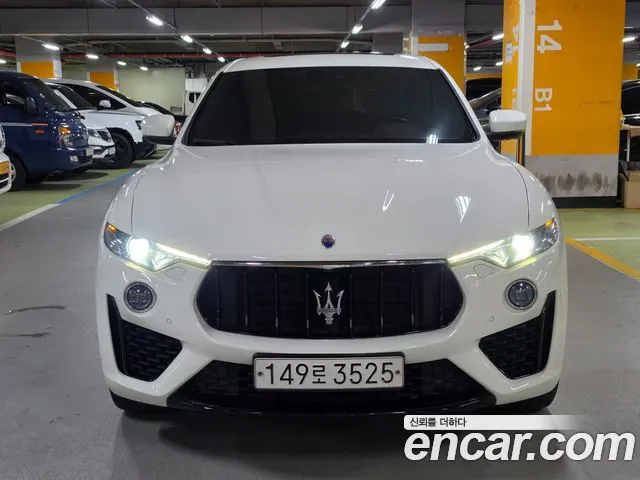 MASERATI LEVANTE — из Кореи под ключ
