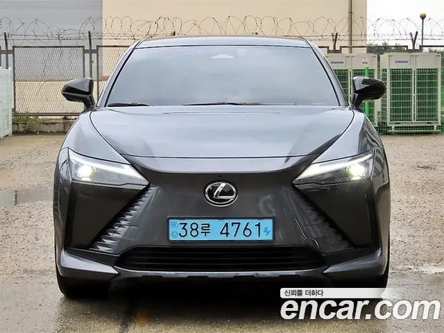 LEXUS RZ450E 2023 — 62 770 км, бирюзовый, Корея — под ключ — фото 1