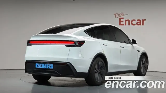 TESLA MODEL Y — из Кореи под ключ