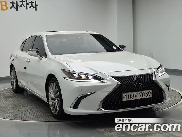 LEXUS ES300H — из Кореи под ключ