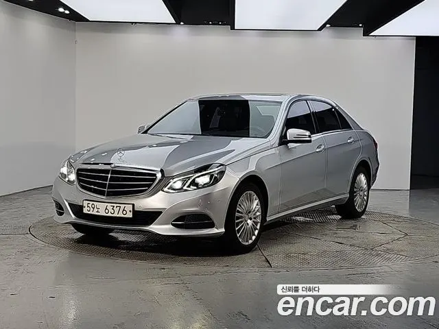 MERCEDES-BENZ E-CLASS W212 2014 — 113 454 км, серебристый, Корея — под ключ — фото 12