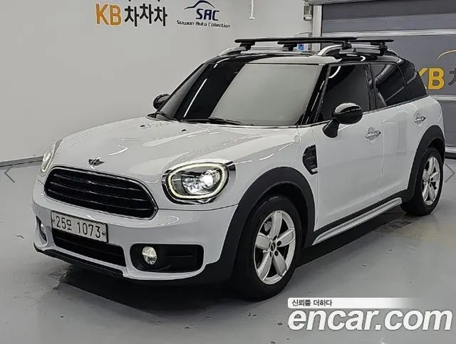 MINI COOPER D COUNTRYMAN 2018 — 151 451 км, белый, Корея — под ключ — фото 1