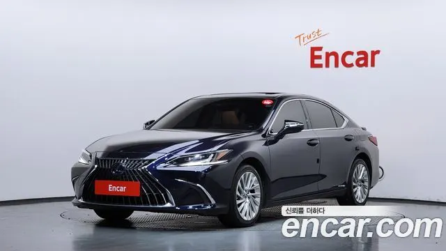 LEXUS ES300H — из Кореи под ключ