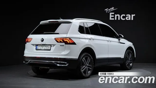 VOLKSWAGEN TIGUAN — из Кореи под ключ