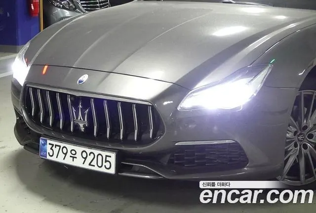 MASERATI QUATTROPORTE — из Кореи под ключ