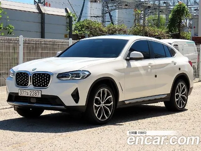 BMW X4 2025 — 9 280 км, белый, Корея — под ключ — фото 2