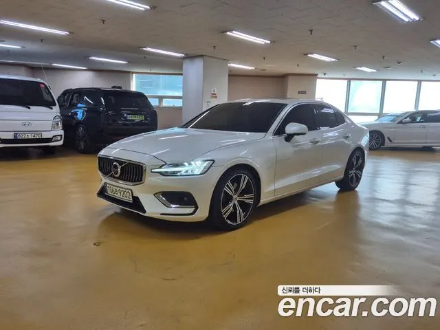 VOLVO S60 — из Кореи под ключ
