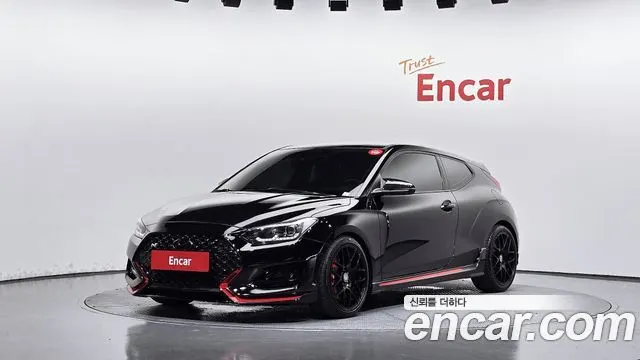 HYUNDAI VELOSTER — из Кореи под ключ