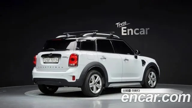 MINI COOPER D COUNTRYMAN 2018 — 151 820 км, белый, Корея — под ключ — фото 2