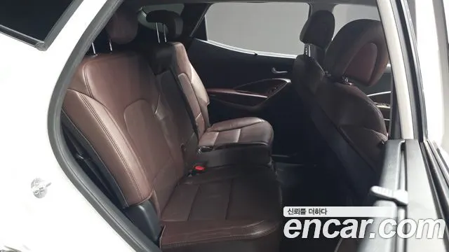 HYUNDAI SANTA FE 2017 — 154 870 км, белый, Корея — под ключ — фото 11