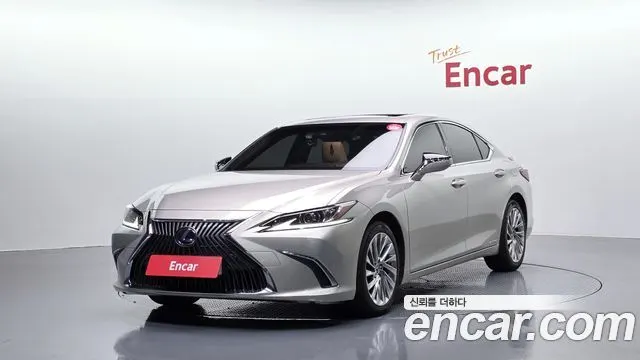 LEXUS ES300H — из Кореи под ключ
