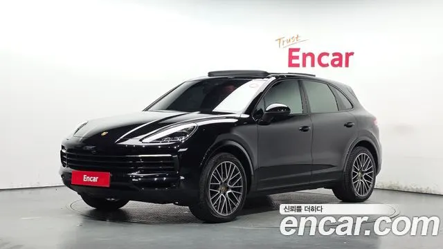 PORSCHE CAYENNE 2021 — 107 807 км, чёрный, Корея — под ключ — фото 1