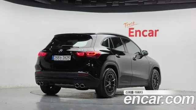MERCEDES-BENZ GLA-CLASS H247 2021