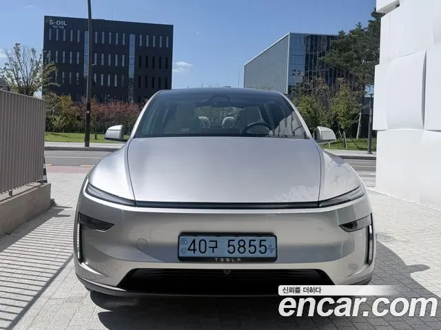TESLA MODEL Y 2026 — 11 км, серебристо-серый, Корея — под ключ — фото 4