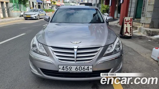 HYUNDAI GENESIS — из Кореи под ключ