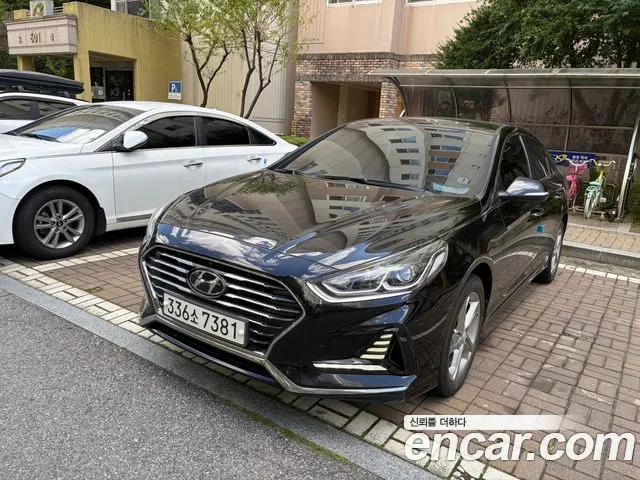 HYUNDAI SONATA 2019 — 247 418 км, чёрный, Корея — под ключ — фото 1