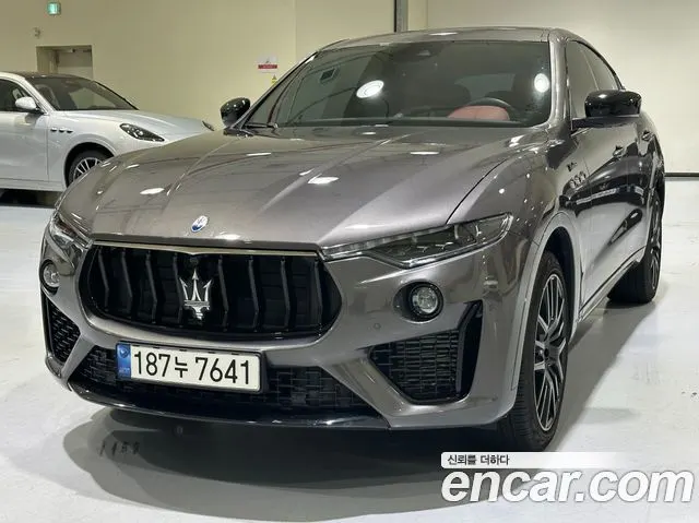 MASERATI LEVANTE — из Кореи под ключ