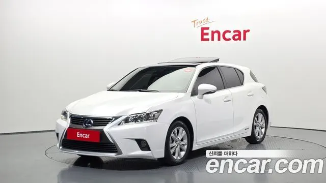 LEXUS CT200H — из Кореи под ключ