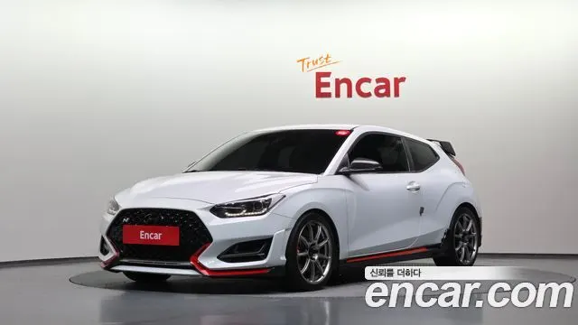 HYUNDAI VELOSTER — из Кореи под ключ