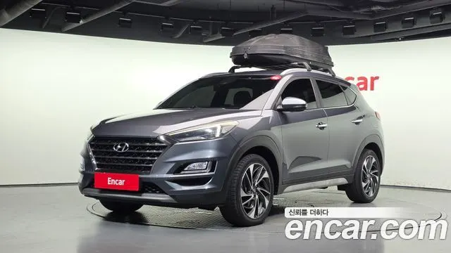 HYUNDAI TUCSON 2019 — 132 827 км, серый, Корея — под ключ — фото 1